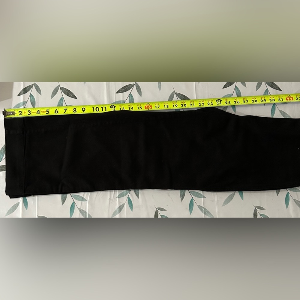 Stretch Cotton Twill Wide-Leg Crop Pant - Picture 12 of 13